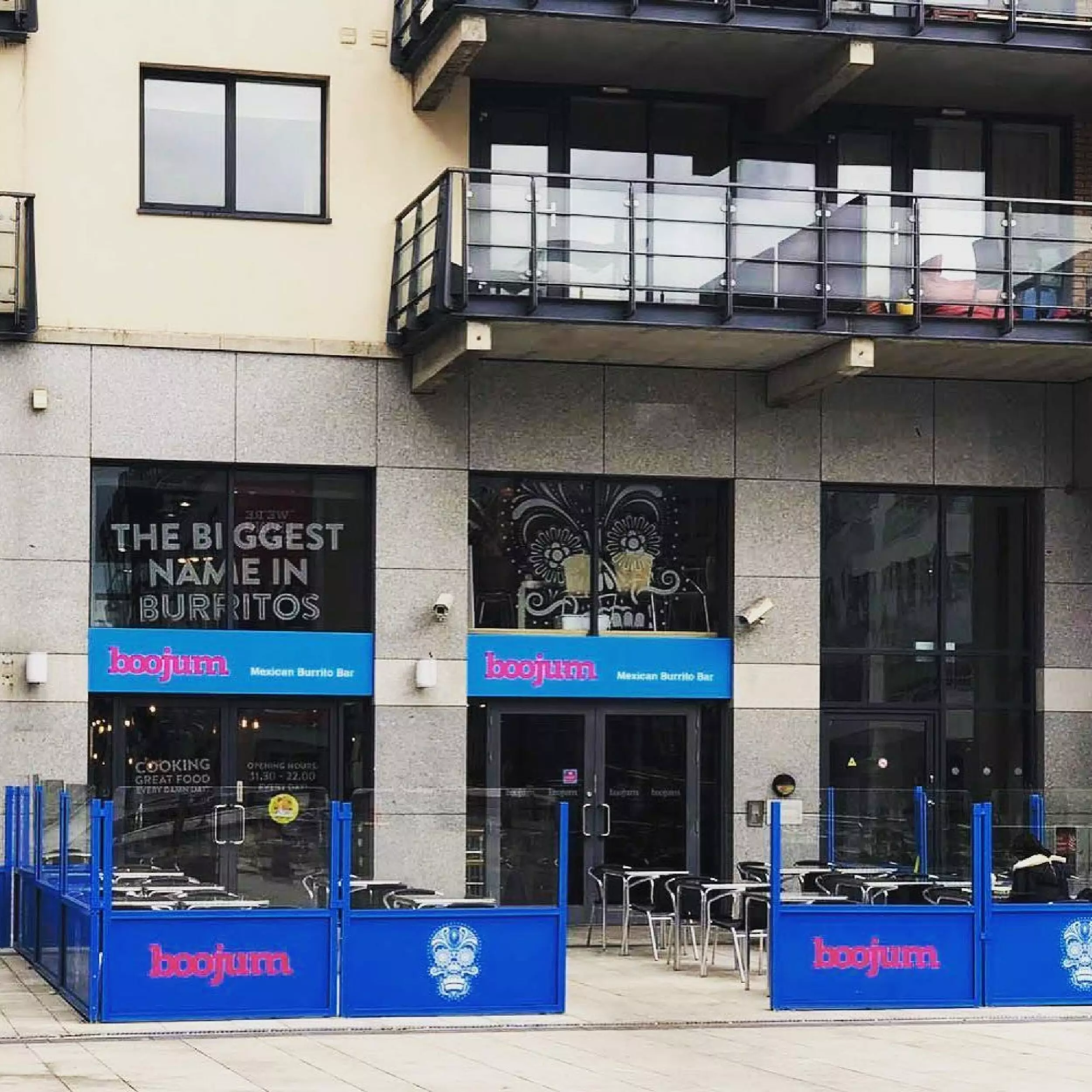 Solano Terrace Screen - Boojum Solano Terrace Screen for Boojum, Fixed Terrace Screens, Outdoor Screens, Powder Coated Screens, Restaurant Terrace Screens, Cafe Screens, Balustrades, Hospitality Terrace Screens, Windbreaks