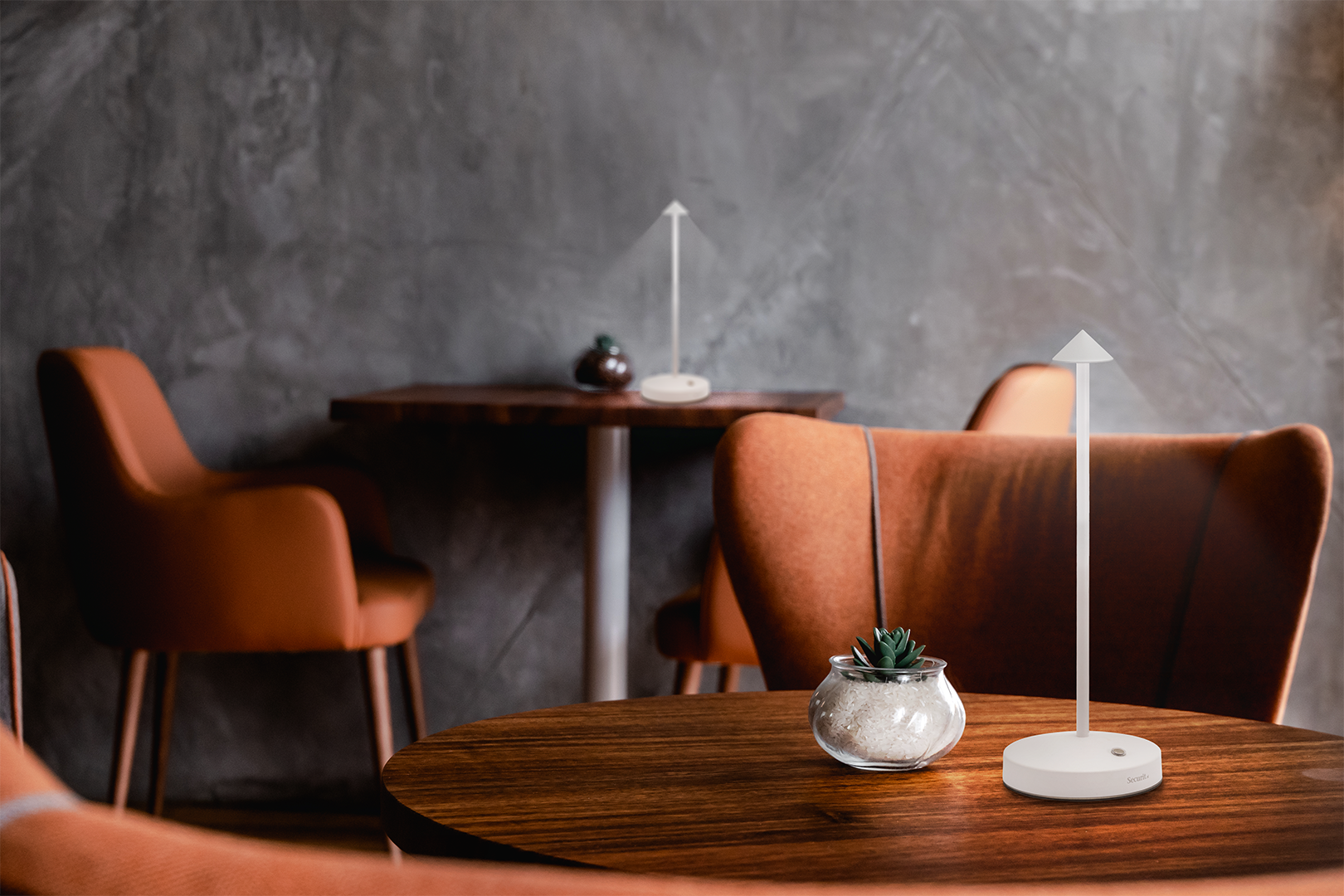 Lina LED Rechargeable Table Lamp in White Lina LED Rechargeable Table Lamp on Tables Indoors in White, Table Lighting, Restaurant Lighting, Lighting for Table at Restaurant, Commercial Table Lighting, Hospitality Lighting, Rechargeable Table Lamps, LED Lighting, Outdoor Table Lamps, Indoor Table Lighting, Cafe Lighting, Table Lamps for Cafes