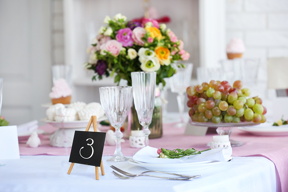 Mini Easel Table Board on a Table with Number 3 Written on it Mini Easel Table Board on a Table with Number 3 Written on it, Table Chalkboard, Freestanding Table Board, Wooden Table Board, Double Sided Table Chalkboard, Table Top Accessory, Advertising Boards, Restaurant Signage, Cafe Signage, Menu Boards, Menu Signage