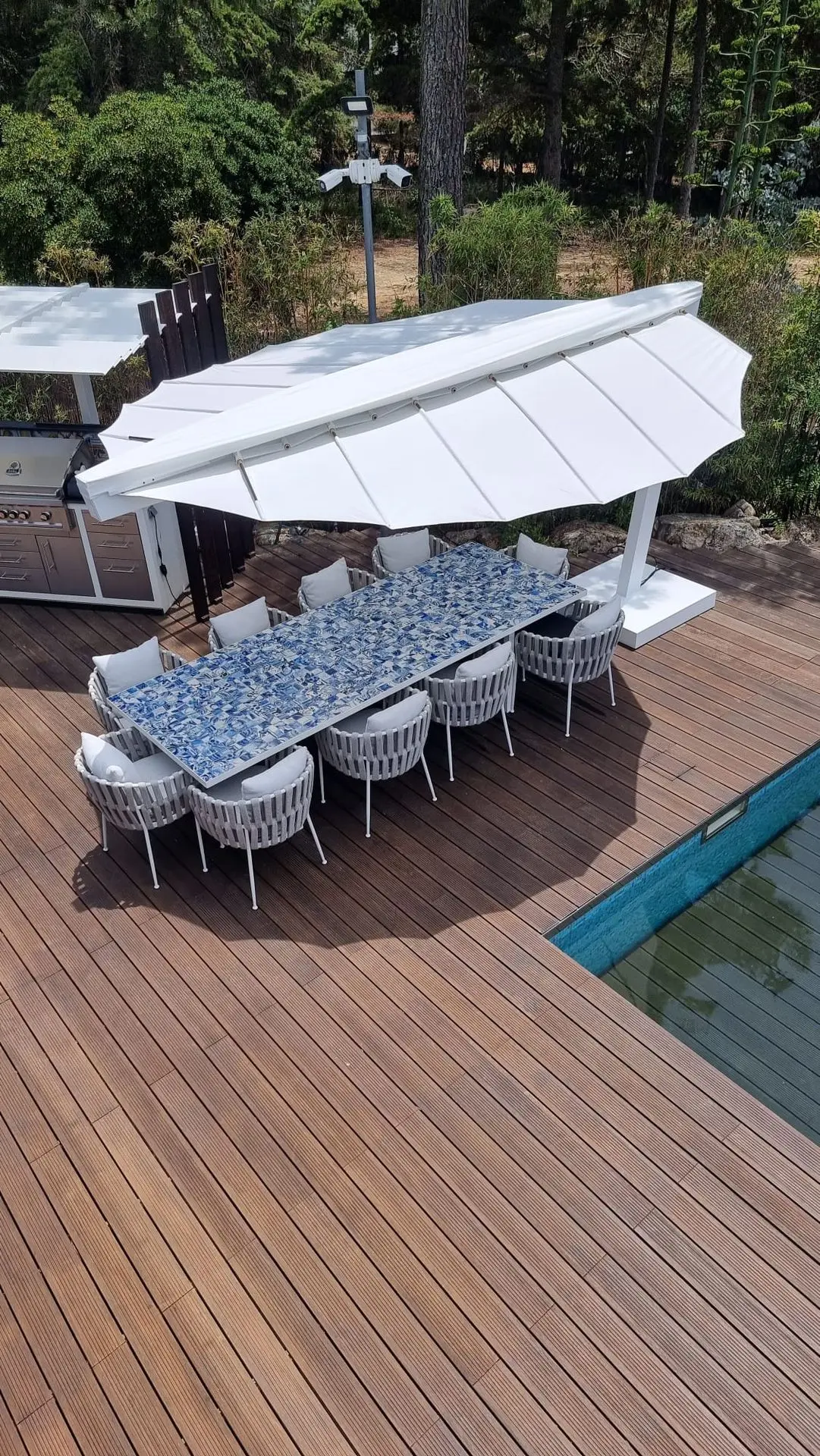Folium Patio Heater in White Folium Free Standing Patio Heater, Folium Patio Heater in White with White Fabric, Patio Heaters, Outdoor Heaters, Free Standing Patio Heater, Alfresco Heaters, Commercial Heaters, Commercial Patio Heaters, Free Standing Heating, Hospitality Heaters, Restaurant Heaters