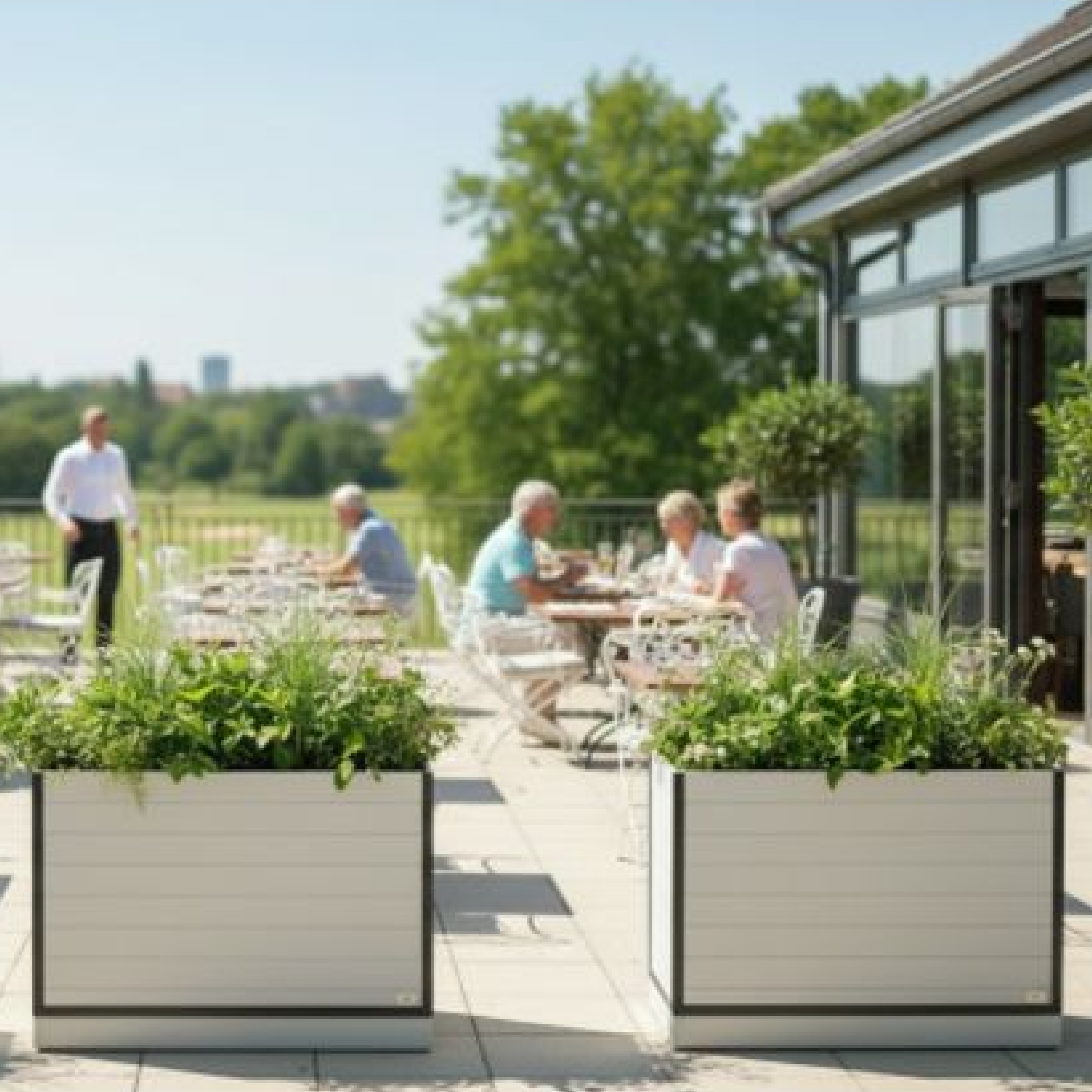 Baylis Forigo Industrial Cafe Planter - Wiseley Golf Club