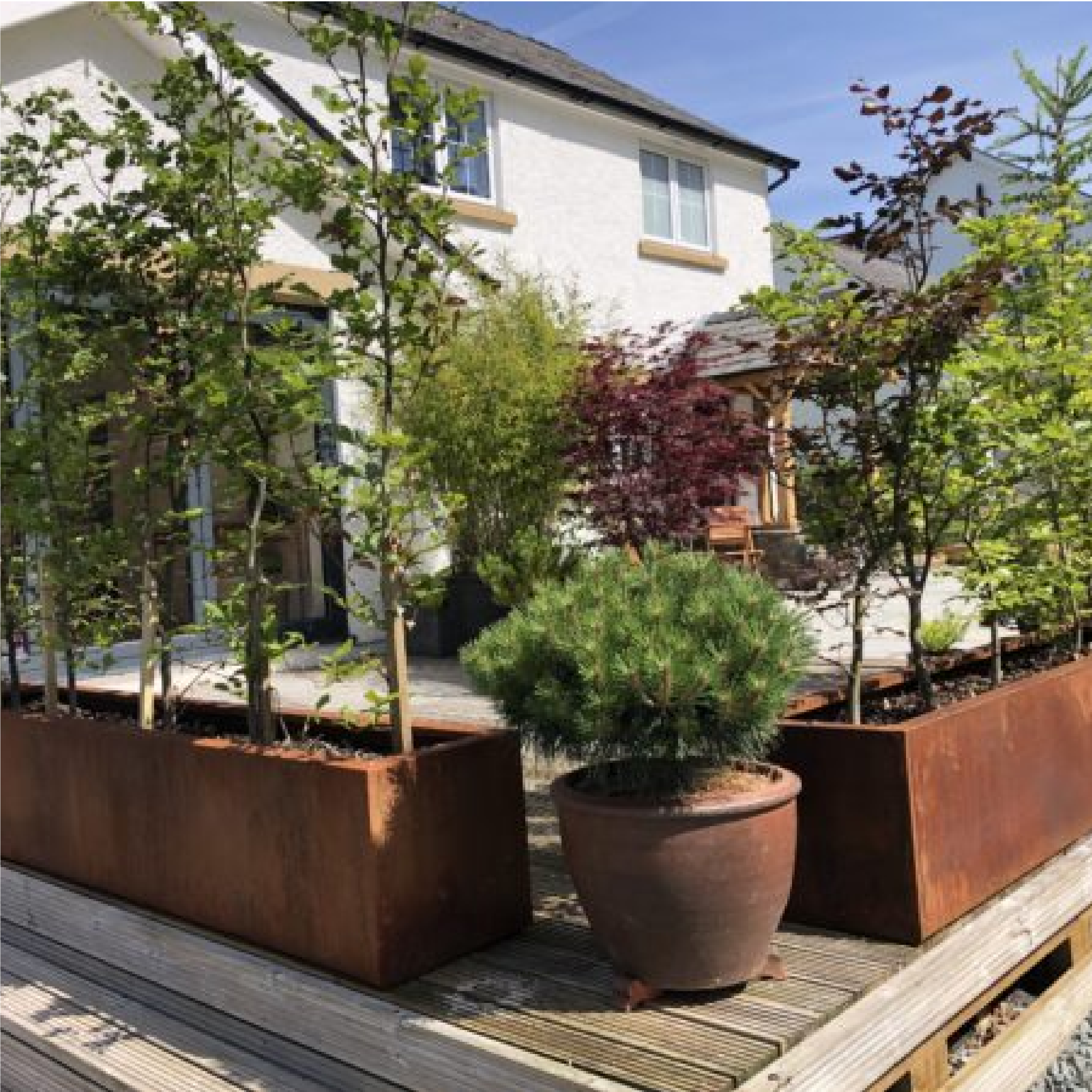 Corten Steel Cafe Planter - Outside House Corten Steel Cafe Planter for Outdoor Use, Corten Steel Industrial Cafe Planter Trough with Plants, Restaurant Planters, Metal Cafe Planters, Commercial Planters, Bespoke Cafe Planters, Custom-Made Cafe Planters, planters for cafes, outdoor planters, alfresco planters