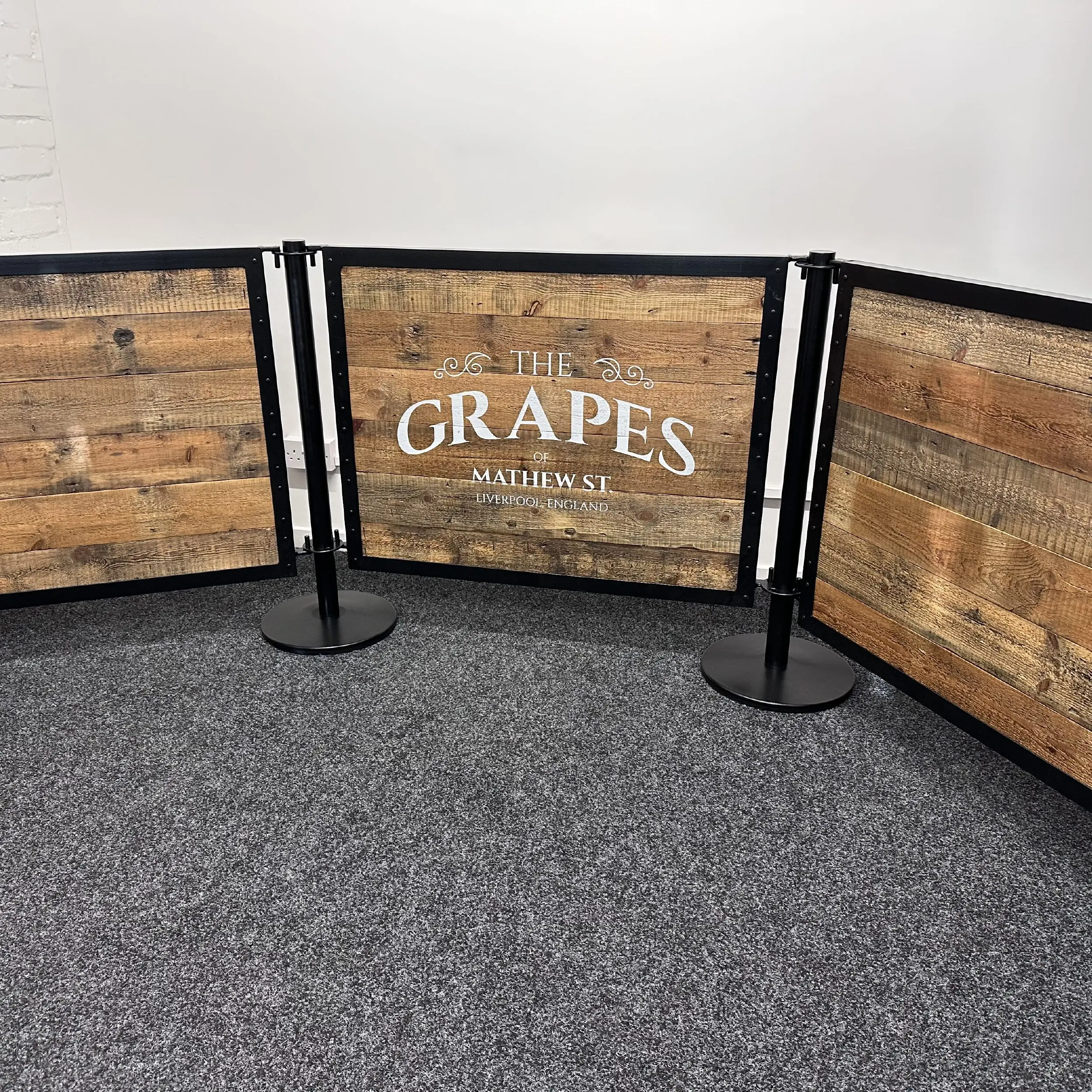 The Grapes - Wooden Framed Cafe Panels Zizzi Reclaimed Scaffold Board Wooden Framed Panels